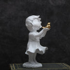 Heart Balloon Girl Sculpture – Modern Art Resin Statue Inspired Décor