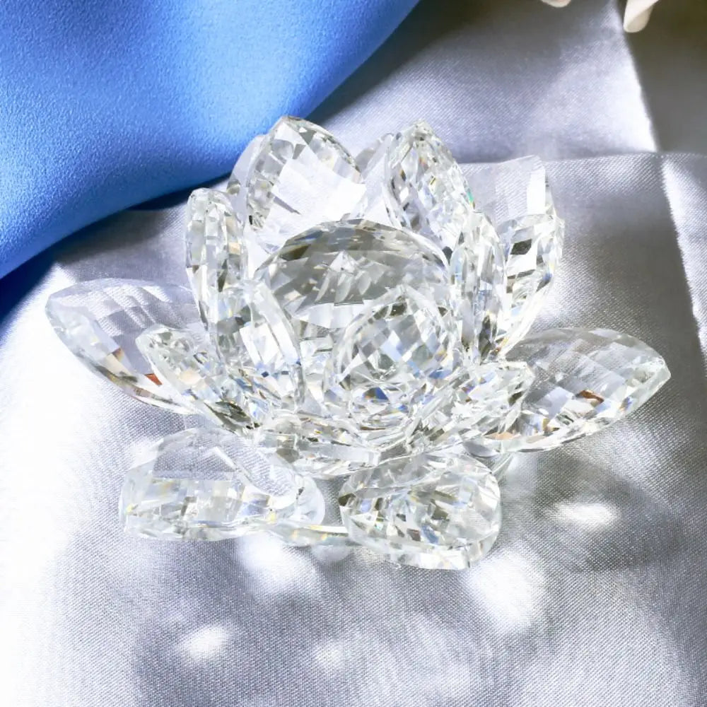 Sparkling Crystal Lotus Flower – Elegant Feng Shui Decor & Paperweight